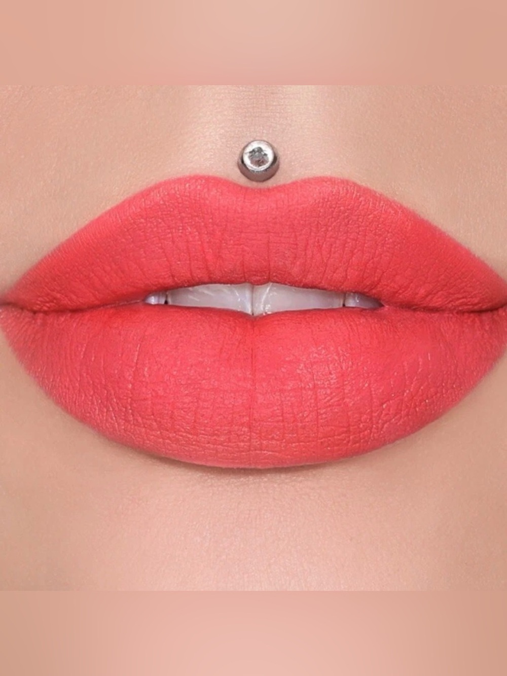 Jeffree Star watermelon soda Coral-Pink Matte Lipstick in Pink Tube - Picture 2 of 9